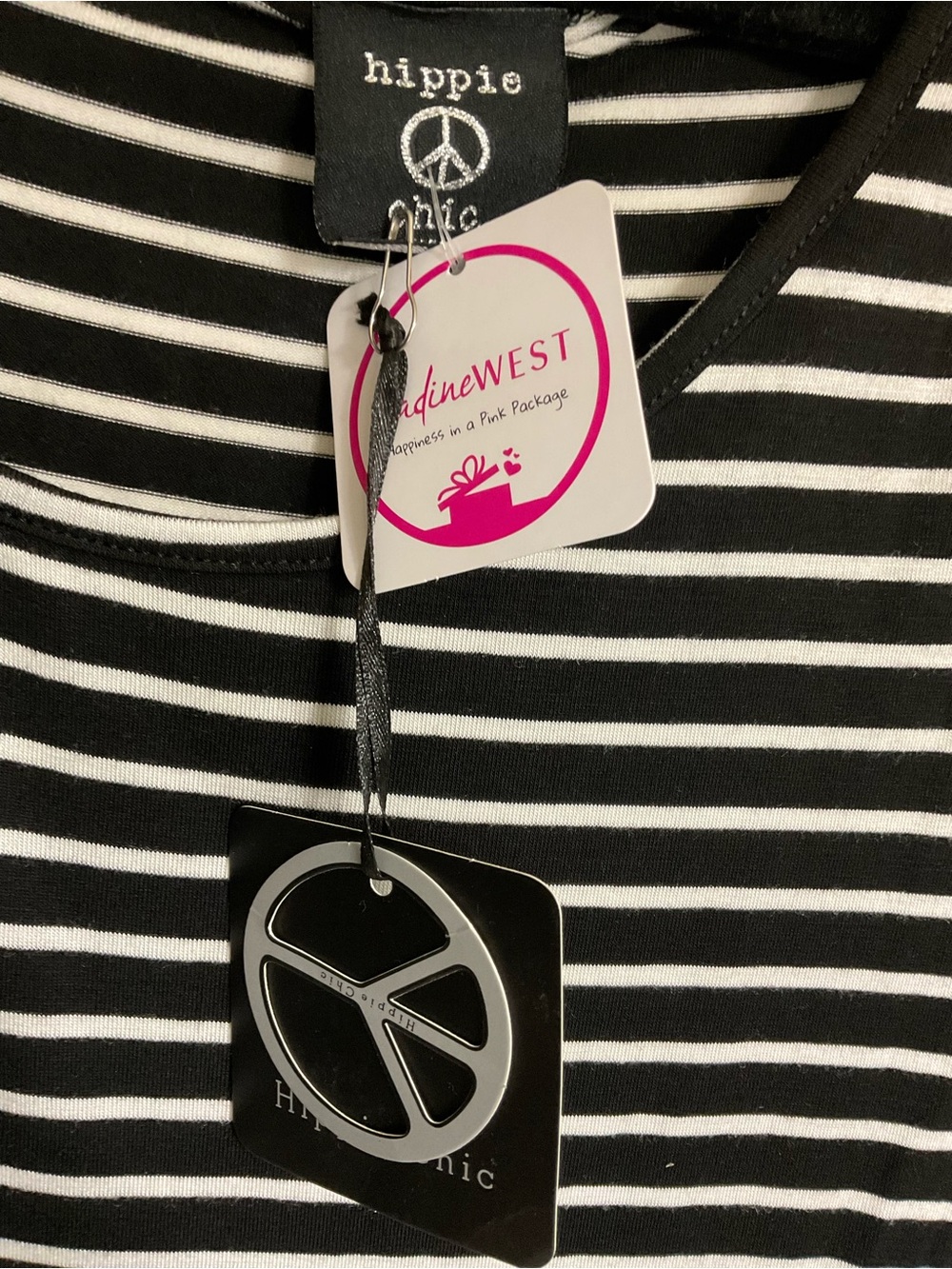 NWT Women’s Black & White Striped Tie-Hem Tee Size XL - Picture 4 of 7